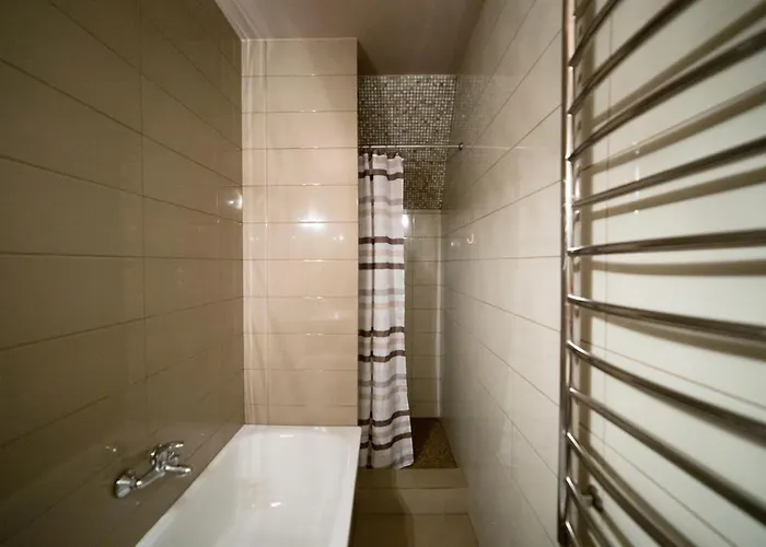 On Mytna Square Apartamento Leópolis